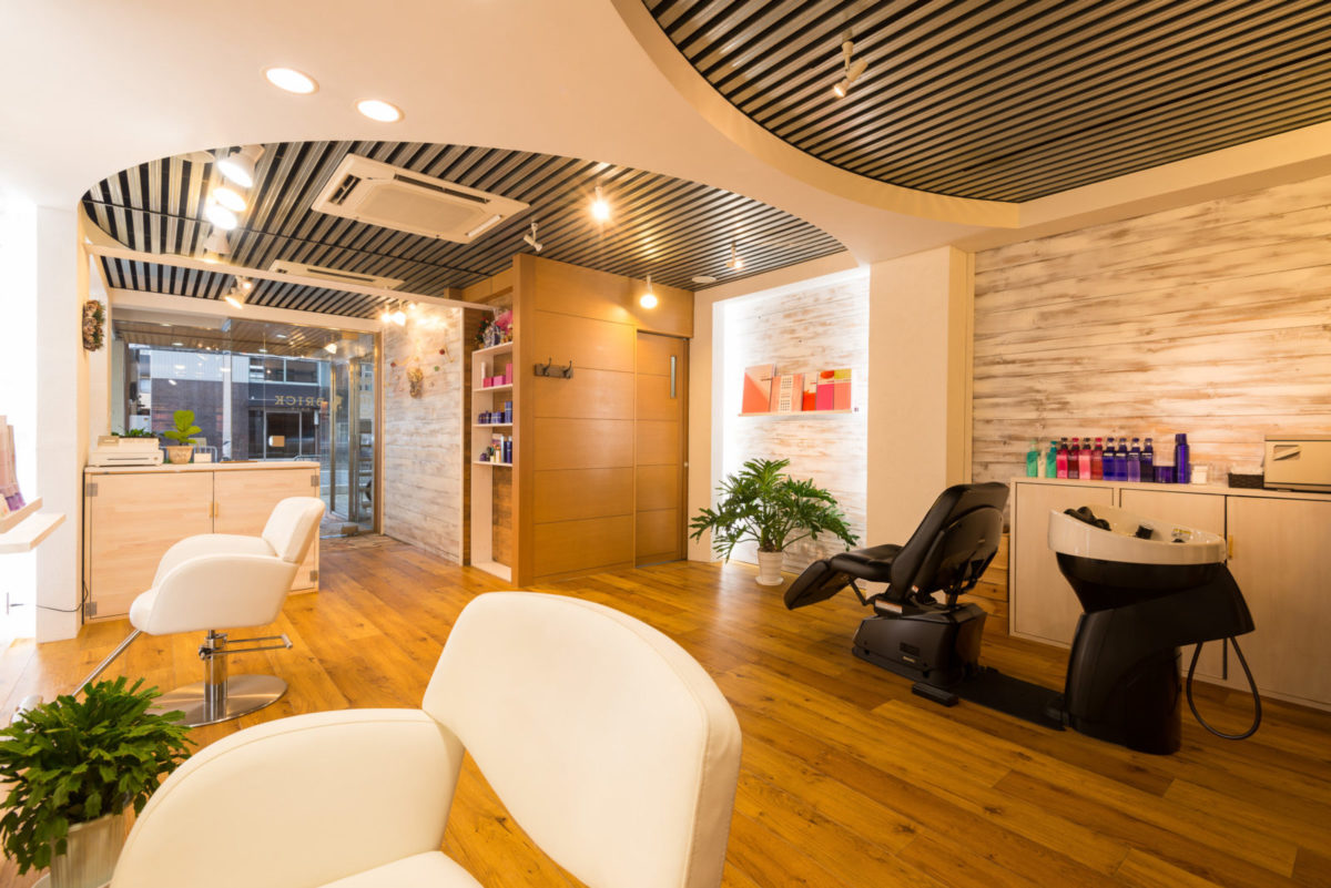 京都 烏丸丸太町で白髪に優しいオーガニックカラーとゼロタッチ施術を行う美容室